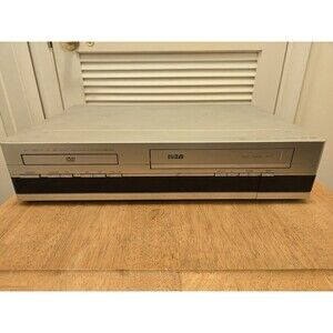 RCA DRC6100N DVD/VHS VCR Combo Player in good, used condition